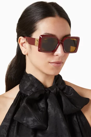 نظارة شمسية بإطار مربع بحلية شعار الماركة أسيتات