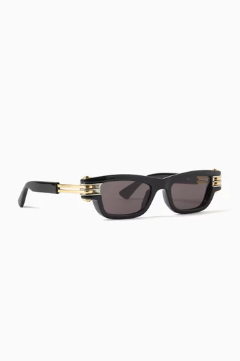 Rectangular Sunglasses in Injected Plastic