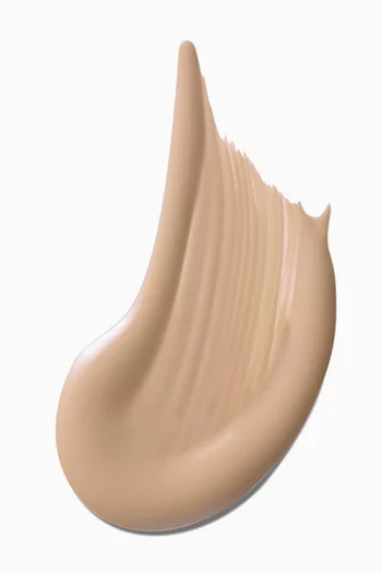 Double Wear Liquid Foundation in Ecru