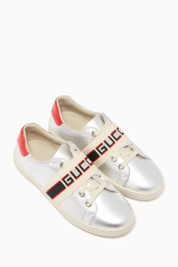Logo Tape Ace Sneakers
