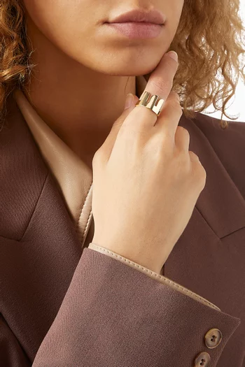 "S" Ring in 18kt Yellow Gold
