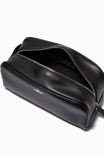 Award Wash Bag in Italian Leather   