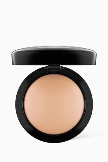 Medium Golden Mineralize Skinfinish Natural Powder, 10g  