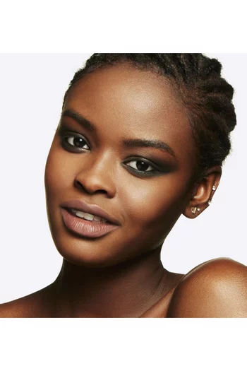 خافي عيوب البشرة برو يدوم طويلاً درجة NW35‏، 9 ملل