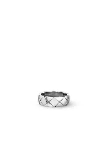 Quilted motif, small version, 18K white gold