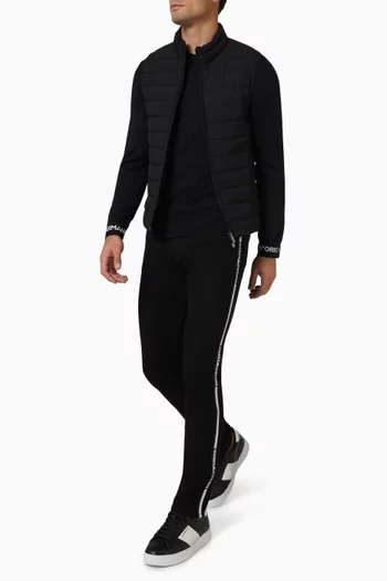 فيست مبطّن بشعار الماركة نايلون