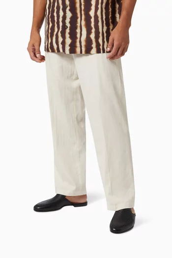 حذاء مفتوح من الخلف بي 677 جلد حبيبي