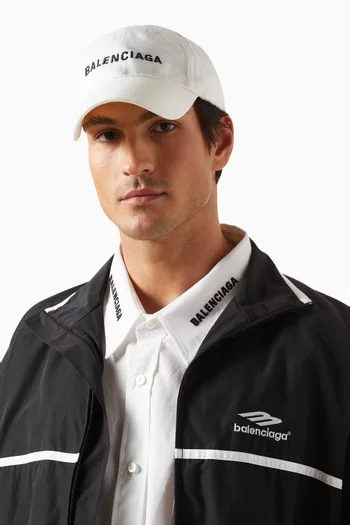 كاب بيسبول قطن تويل مطرز بشعار الماركة