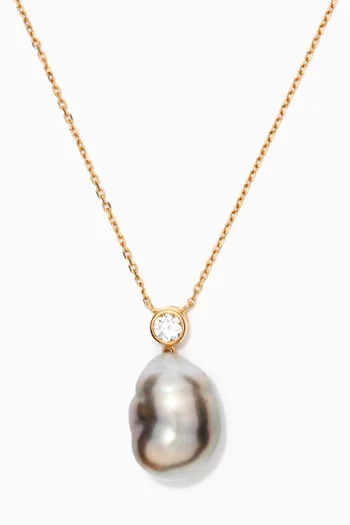 Baroque Pearl Necklace with Diamond in 18kt Yellow Gold             