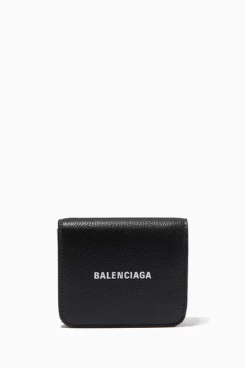 Cash Flap Coin & Card Holder in Grainy Calf Leather  