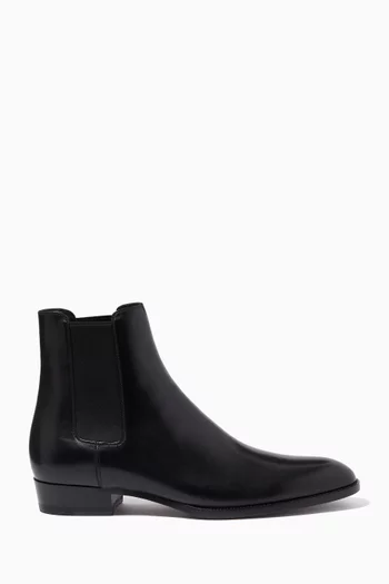 Wyatt 30 Chelsea Boots in Smooth Leather