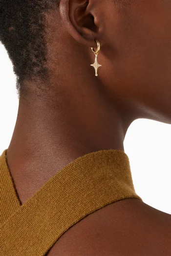 Alter Hoop Earrings in 18kt Yellow Gold