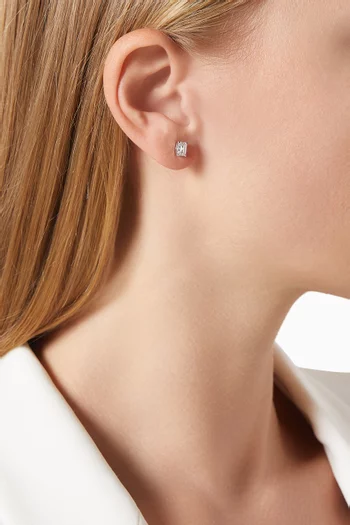 Emerald Diamond Stud Earrings in 18kt White Gold