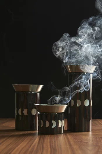 Small Phases Of The Moon Mabkhara