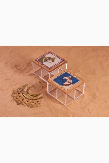 صندوق إكسسوارات جلد وخشب الجوز من مجموعة فرس