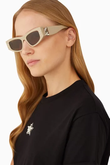 Cat-eye Sunglasses in Bio-acetate