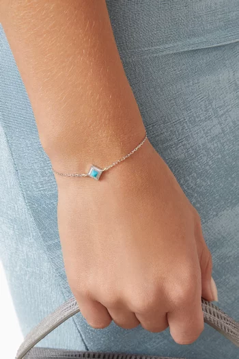 سوار كليو بسلسلة مرصع بفيروز وماس بافيه ذهب أبيض عيار 18