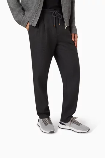 سنيكرز أسفل الكاحل منسوج من قماش شبكي