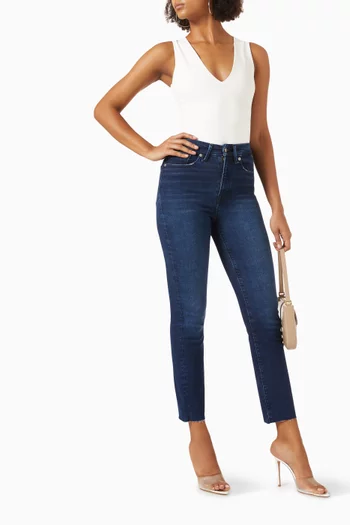 بودي سوت بفتحة رقبة عميقة على شكل حرف V بدون أكمام سكوبا