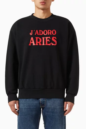 سويت شيرت بطبعة عبارة J Adoro Aries صوف