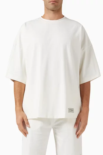 Exaggerated-sleeve T-shirt in Light Softskin100©