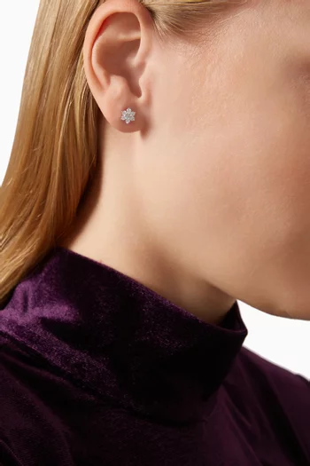 Flower Diamond Pavé Single Earring in 18kt White Gold