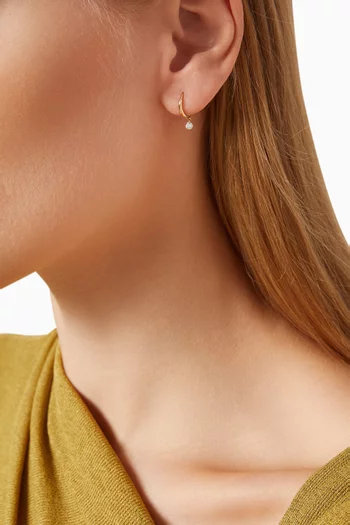 Circle Diamond Single Hoop Earring in 18kt Gold