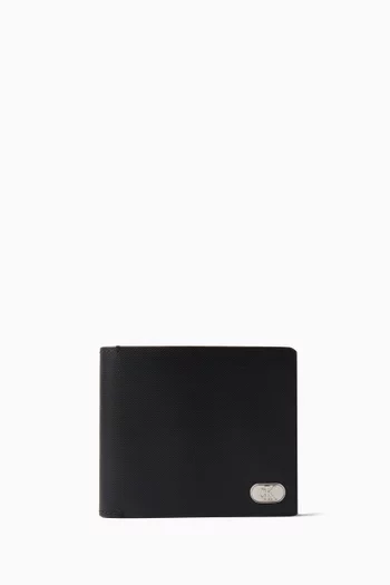 Textured Slimfold Wallet in Leather