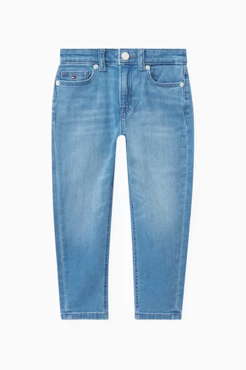 Tapered Jeans in Denim