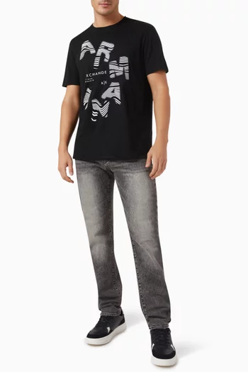 Straight Fit J16 Jeans in Cotton-denim