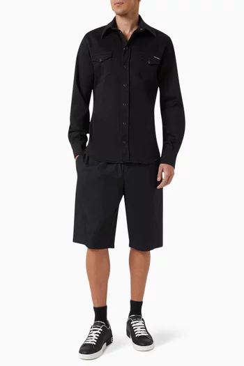 قميص بقصة ضيقة دينم مطاطي