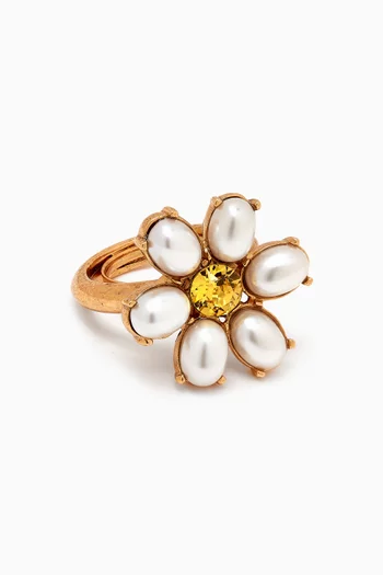 Pearly Daisy Ring in Metal