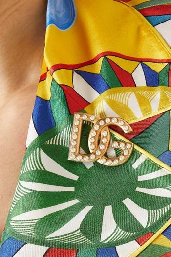 بروش مرصع بأحجار بتصميم شعار DG معدن بلون ذهبي