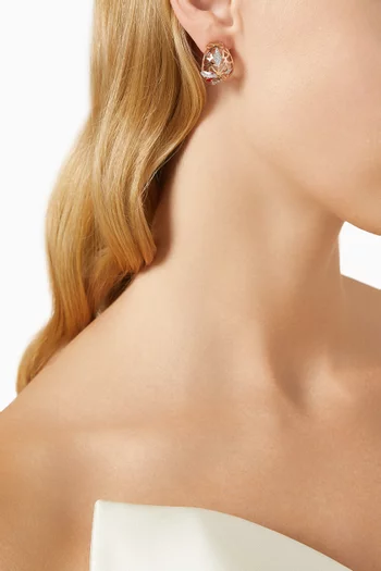 أقراط ريترو بتصميم حرف M مزين بالمينا والماس ذهب وردي عيار 18