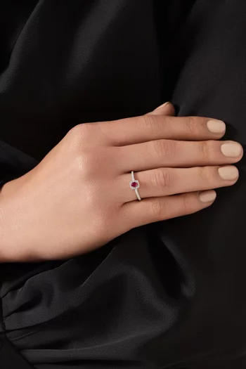 خاتم ديانا ميني مرصع بالماس والياقوت ذهب أبيض عيار 18