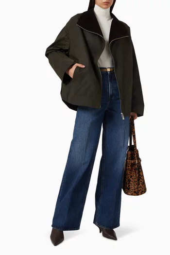 بنطال جينز بقصة ساق واسعة دينم