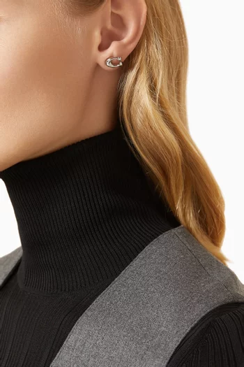 أقراط بتصميم حرف C المميز للماركة نحاس مطلي بالفضة