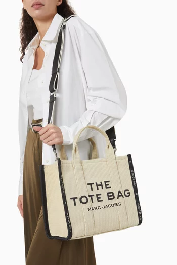 حقيبة يد متوسطة الحجم قنب