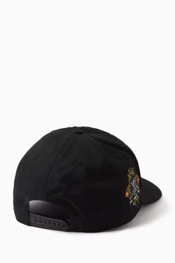 x 47 Los Angeles Lakers Hitch Snapback Cap in Cotton Twill