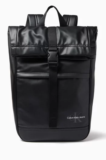 حقيبة ظهر بشعار الماركة بتصميم ملفوف في الأعلى جلد صناعي