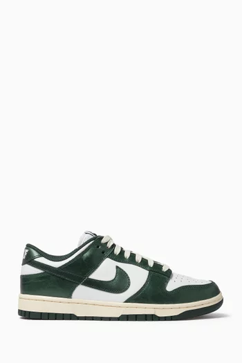 Dunk Low "Vintage Green" Sneakers in Leather