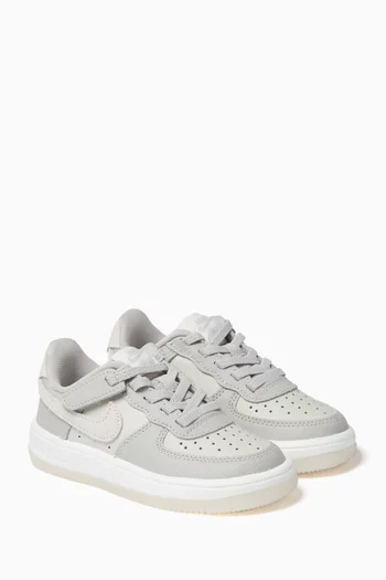 Force 1 Low LV8 EasyOn Sneakers in Leather