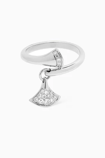 Diva Diamond Ring in 18kt White Gold