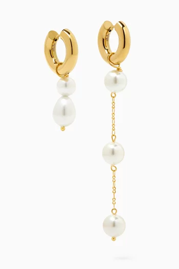 Pearl Drop Huggie Earrings in 14kt Gold-plated Brass