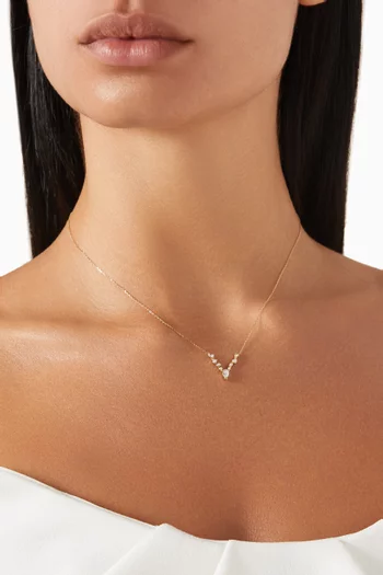 V-Shape Diamond Necklace in 18kt Yellow Gold