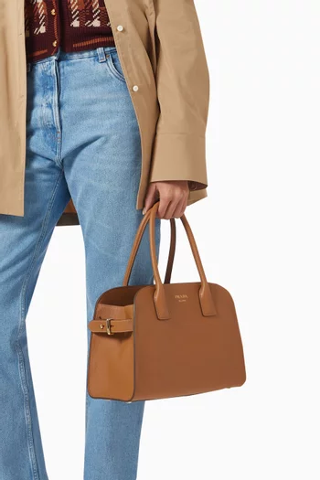 Medium Tote Bag in Leather