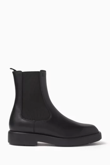 Chelsea Boots in Leather