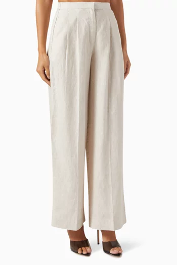 Tailored Fit Pants in Linen
