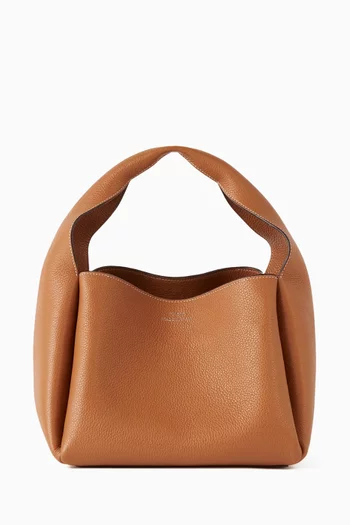 Bucket Bag in Pebble Grain Leather