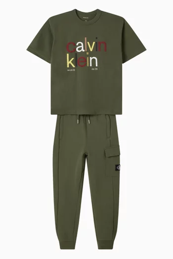 Logo Badge Cargo Sweatpants in Cotton